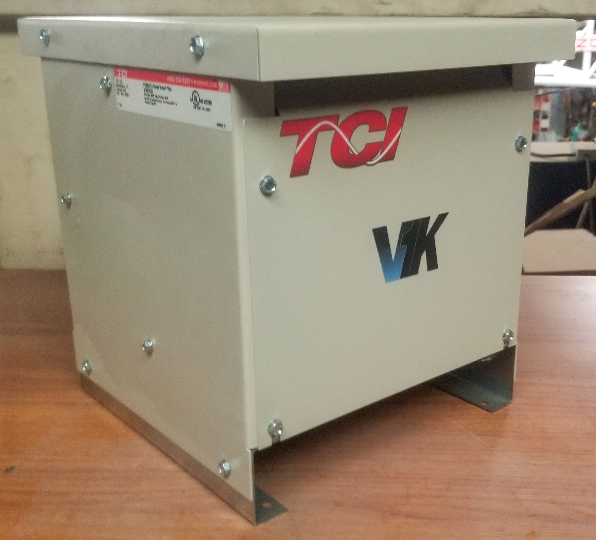 TCI V1K27A03 V1K, 600V max, 27A, 3 Phase, Type 3R, dV/dT Output Filter